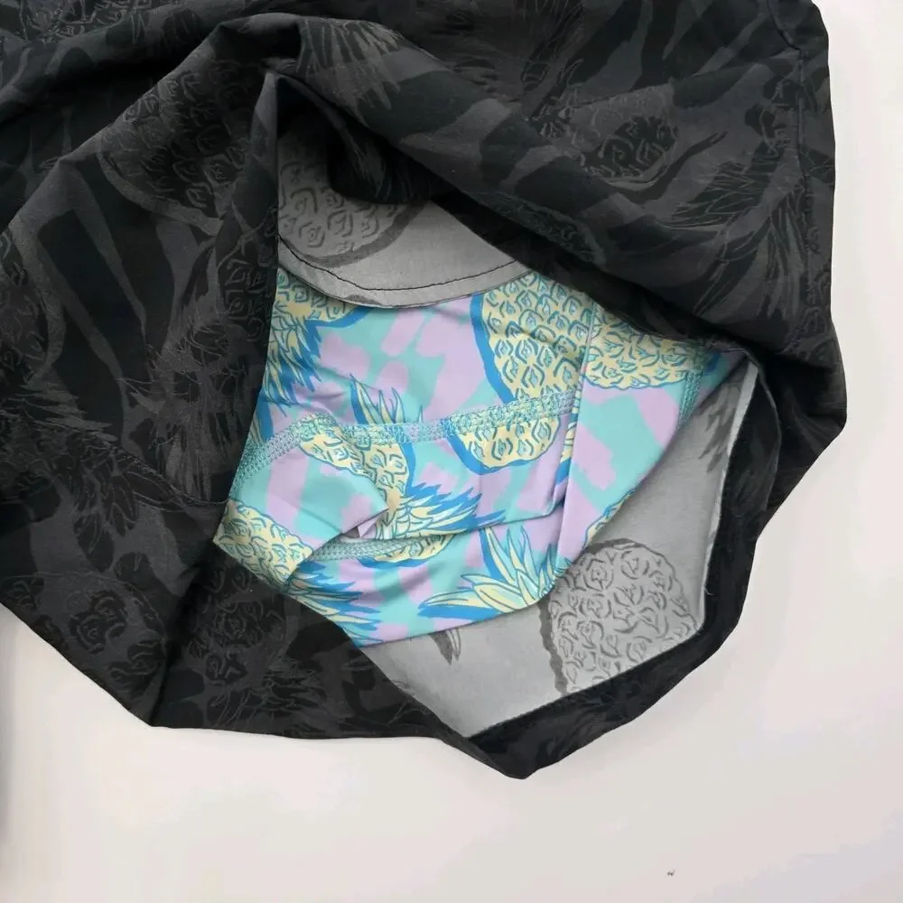 Chubbies Shorts Mens XL 7 Inch Black Boxer Lined Athlounger Pineapple Pines